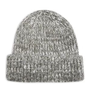 TOPSHOP
Scandi Beanie In Grey